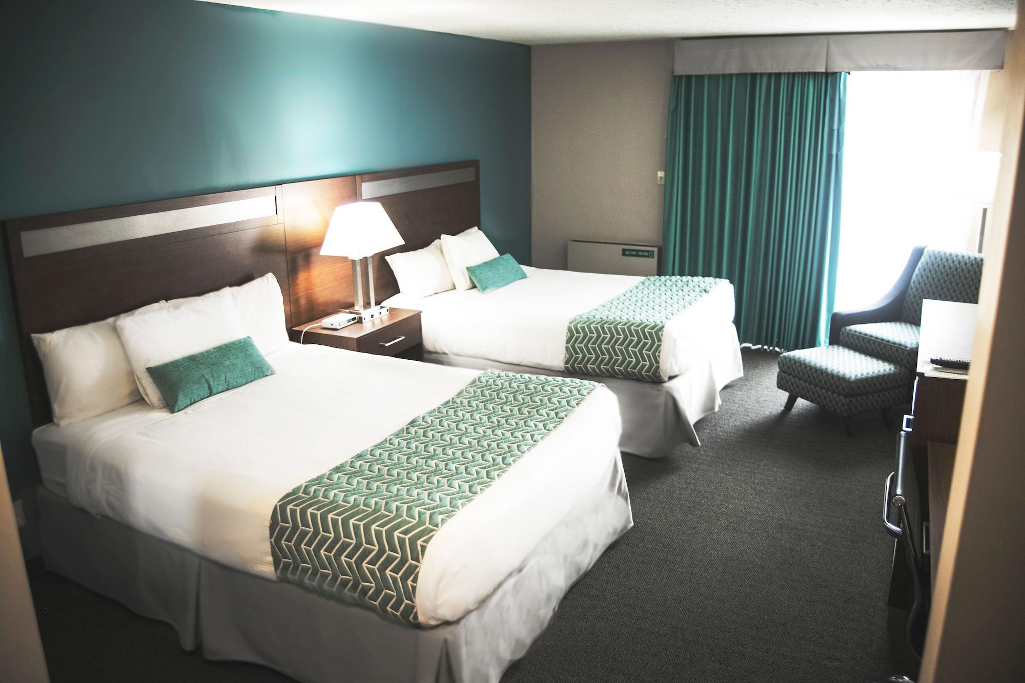 รามาดา บาย วินด์แฮม เควสเนล Hotel ภายนอก รูปภาพ
